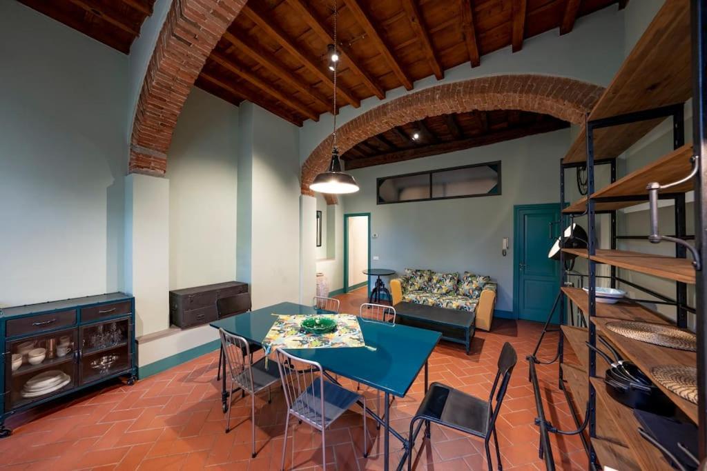 Appartamento Raffinato Trilocale San Frediano Firenze Esterno foto